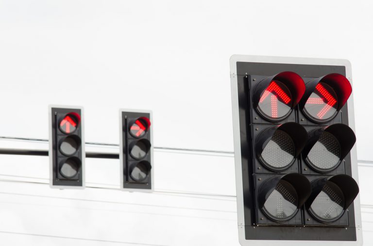 Can You Turn Right on a Red Light in Texas? - Defensive Driving